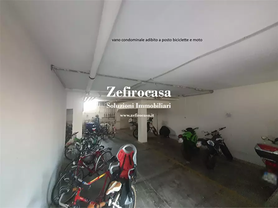 Immagine 8 di Appartamento in affitto  a Bologna