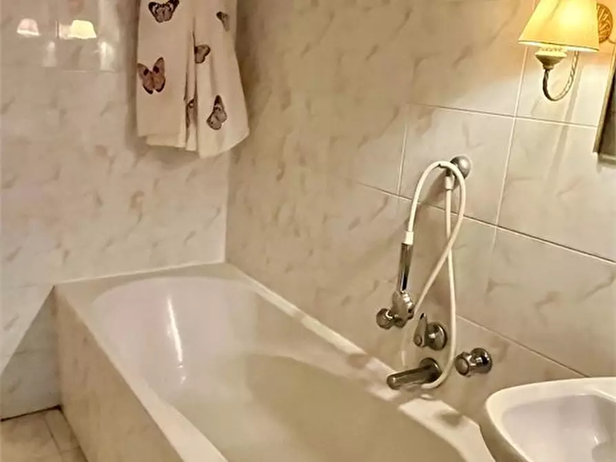 Immagine 10 di Appartamento in affitto  37 a Milano