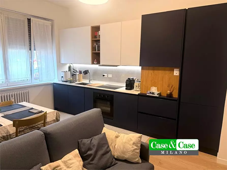 Immagine 1 di Appartamento in affitto  5 a Milano