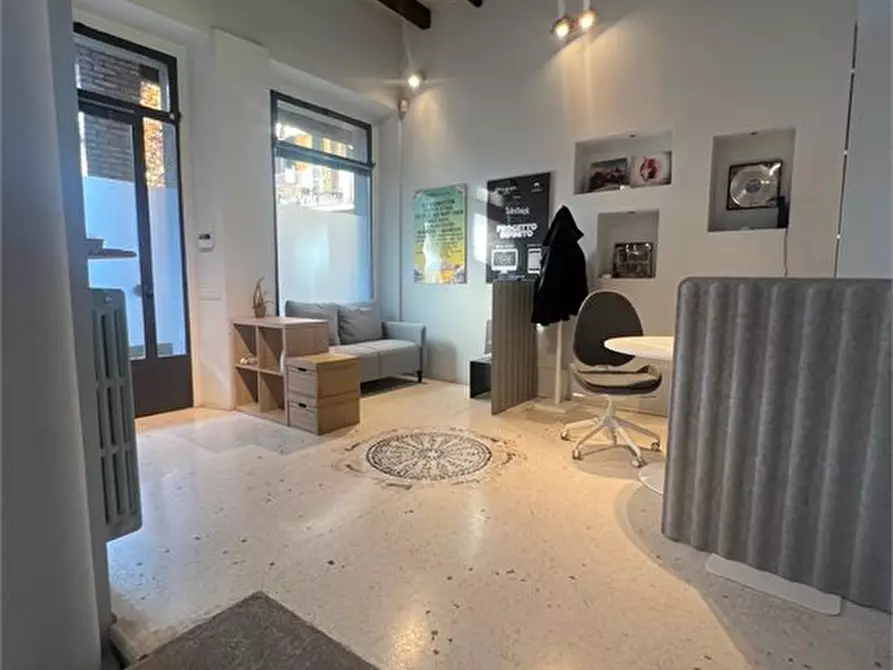 Immagine 6 di Ufficio in affitto  10 a Carate Brianza