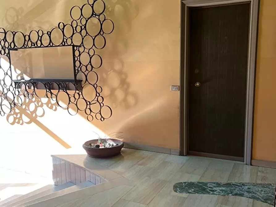 Immagine 8 di Ufficio in affitto  10 a Carate Brianza