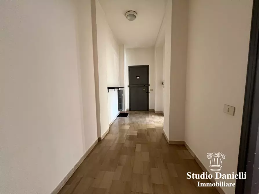 Immagine 5 di Ufficio in affitto  10 a Carate Brianza