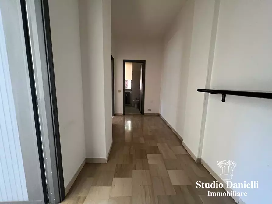 Immagine 4 di Ufficio in affitto  10 a Carate Brianza