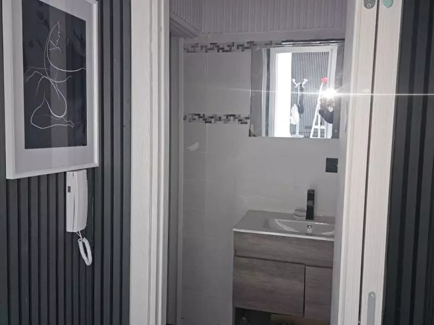 Immagine 5 di Ufficio in affitto  a Massa