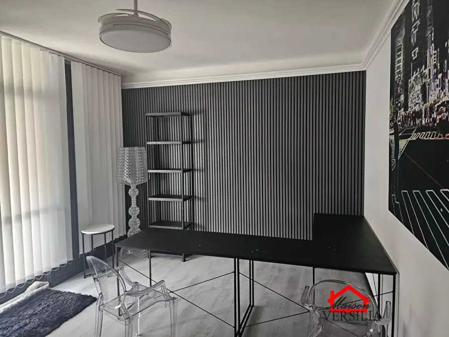 Immagine 1 di Ufficio in affitto  a Massa