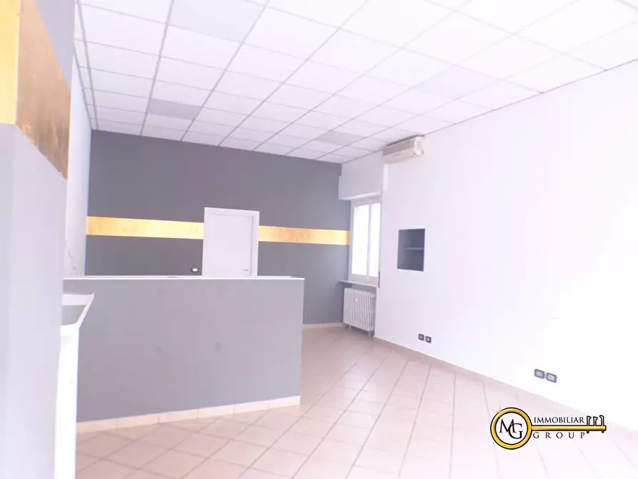 Immagine 3 di Ufficio in affitto  a Melzo