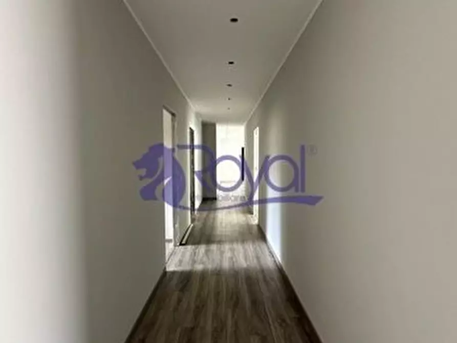 Immagine 7 di Ufficio in affitto  a Parabiago