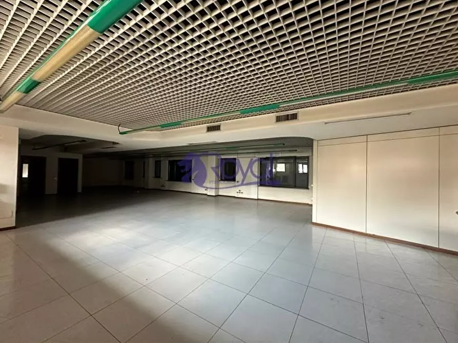 Immagine 1 di Ufficio in affitto  a Parabiago