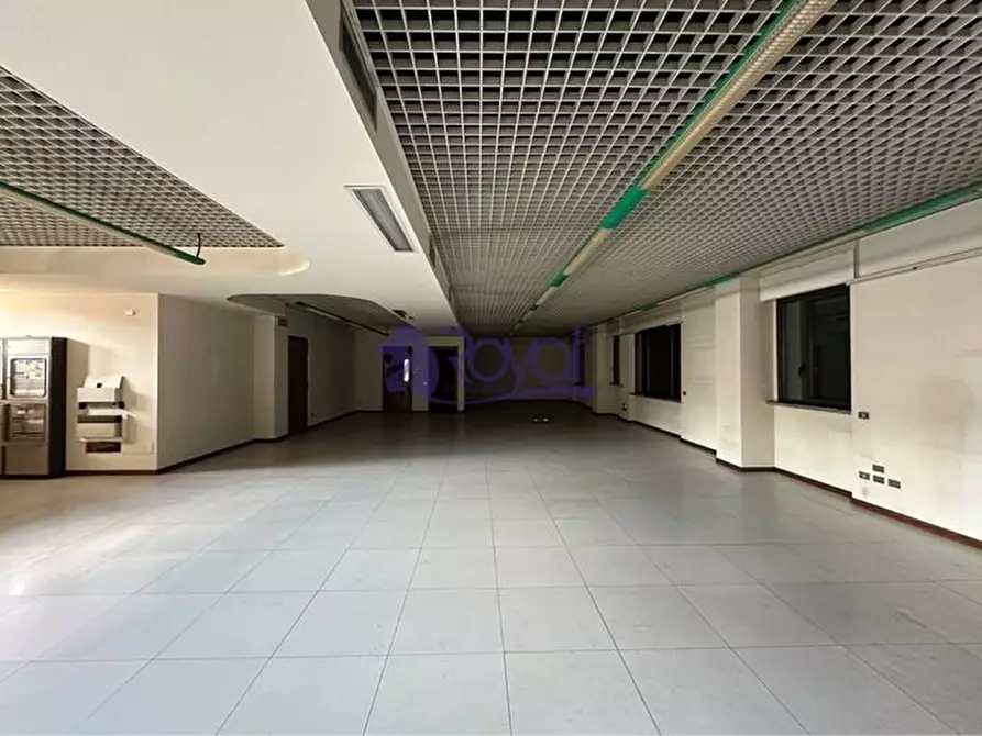 Immagine 2 di Ufficio in affitto  a Parabiago