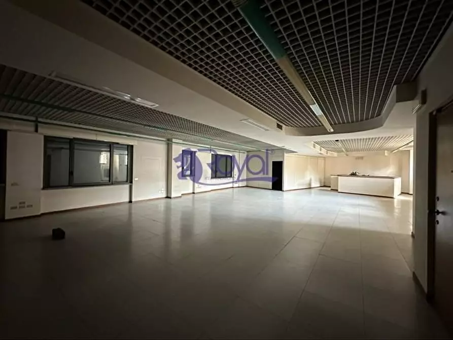 Immagine 7 di Ufficio in affitto  a Parabiago