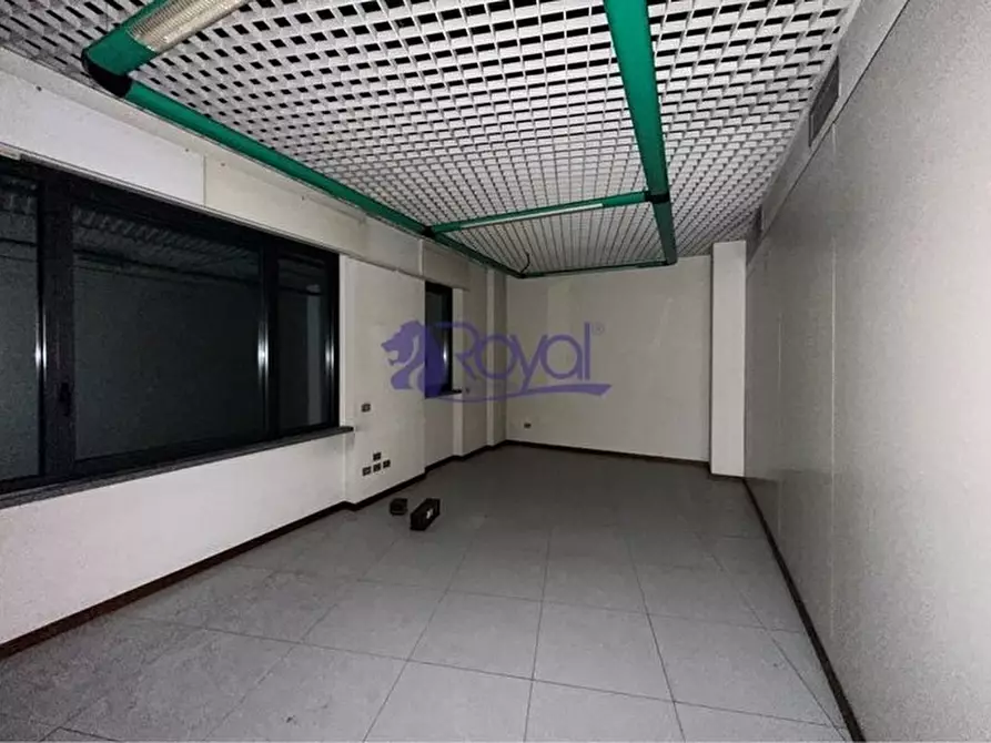 Immagine 4 di Ufficio in affitto  a Parabiago