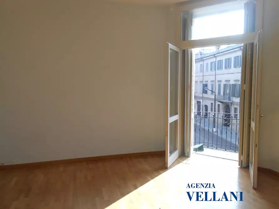 Immagine 1 di Ufficio in affitto  a Carpi