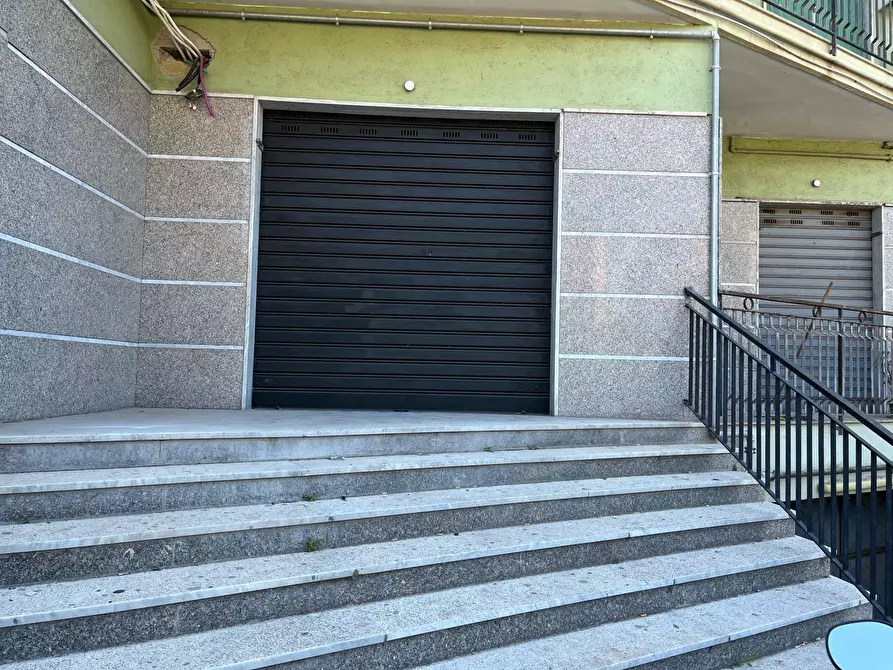 Immagine 6 di Ufficio in affitto  4 a Casalnuovo Di Napoli