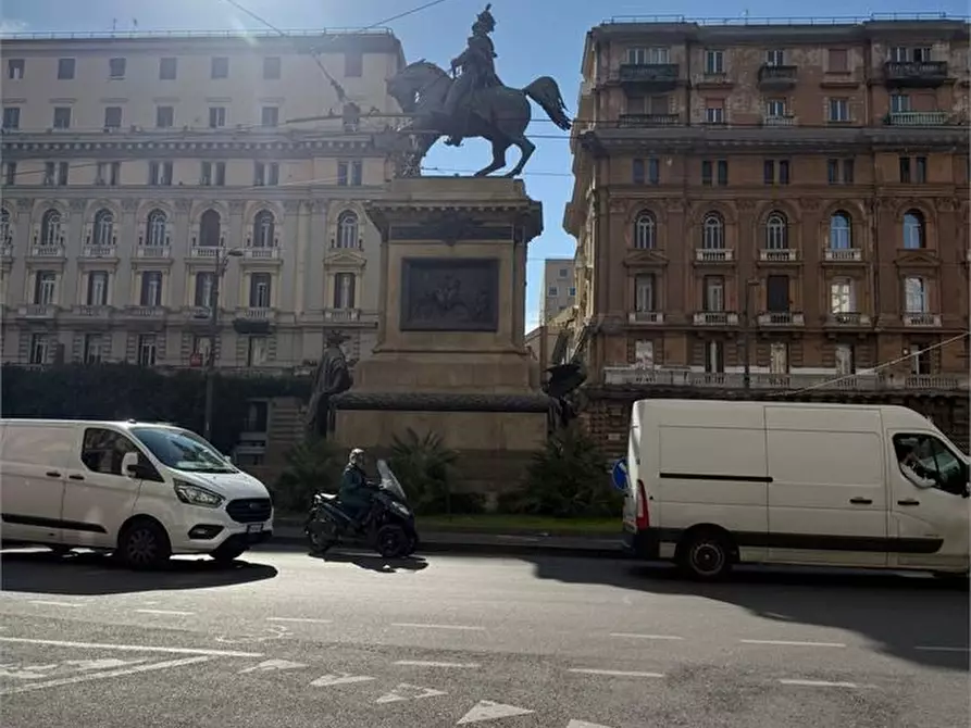 Immagine 5 di Ufficio in affitto  13 a Napoli