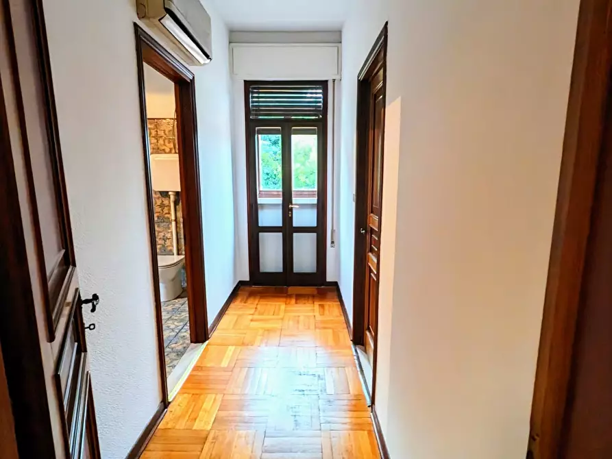 Immagine 2 di Ufficio in affitto  a Campodarsego