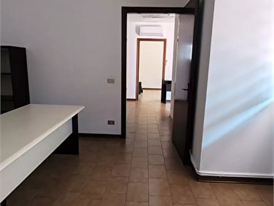 Immagine 3 di Ufficio in affitto  a Vigonza