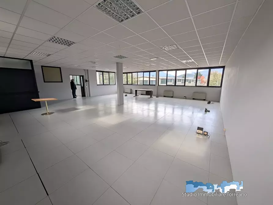 Immagine 3 di Ufficio in affitto  a Ivrea