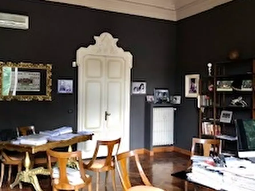 Immagine 5 di Ufficio in affitto  a Torino