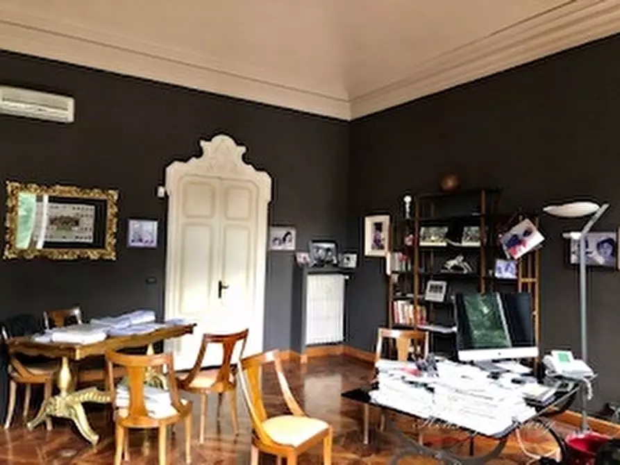 Immagine 7 di Ufficio in affitto  a Torino