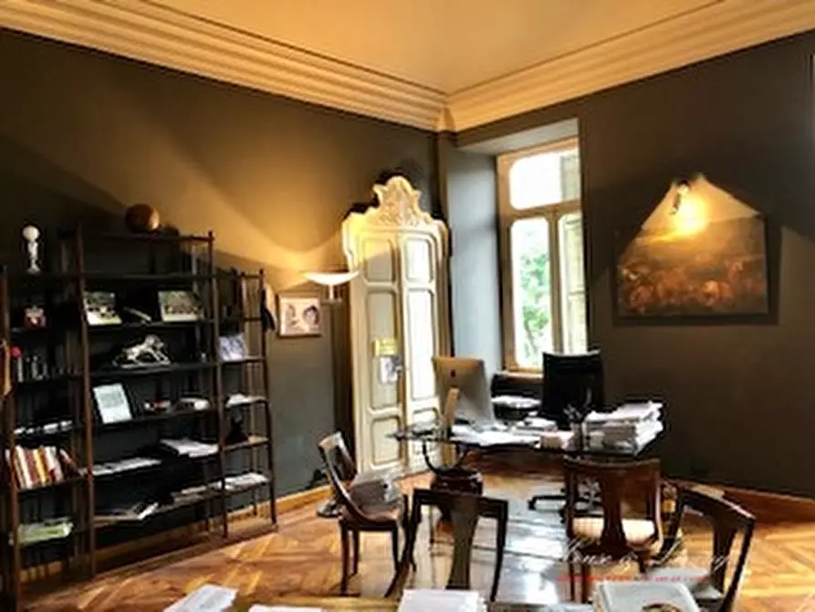 Immagine 8 di Ufficio in affitto  a Torino