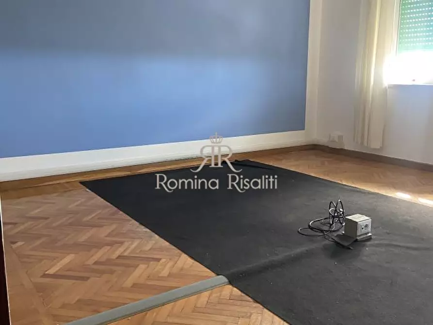 Immagine 10 di Ufficio in affitto  a Livorno