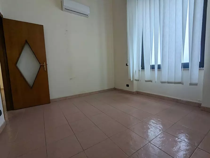 Immagine 7 di Ufficio in affitto  a Torre Annunziata