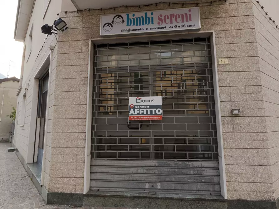 Immagine 2 di Negozio in affitto  32 a Mandello Del Lario