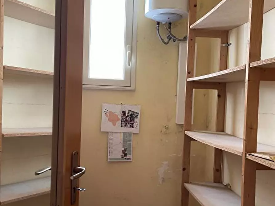 Immagine 8 di Ufficio in affitto  a Pachino