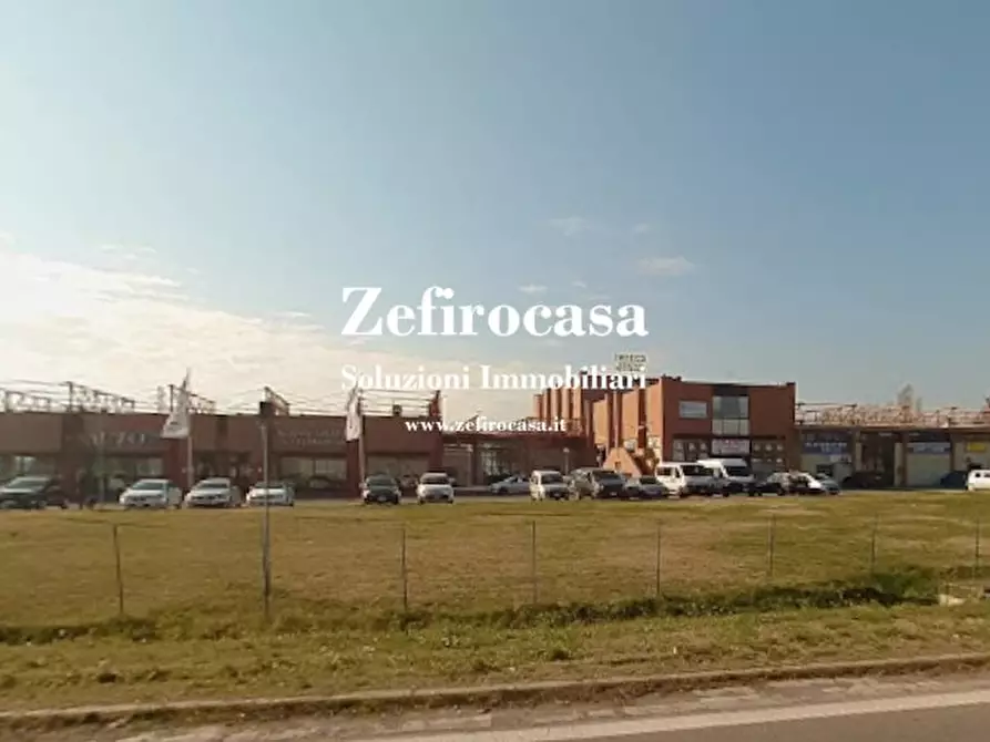 Immagine 6 di Ufficio in affitto  a Bologna