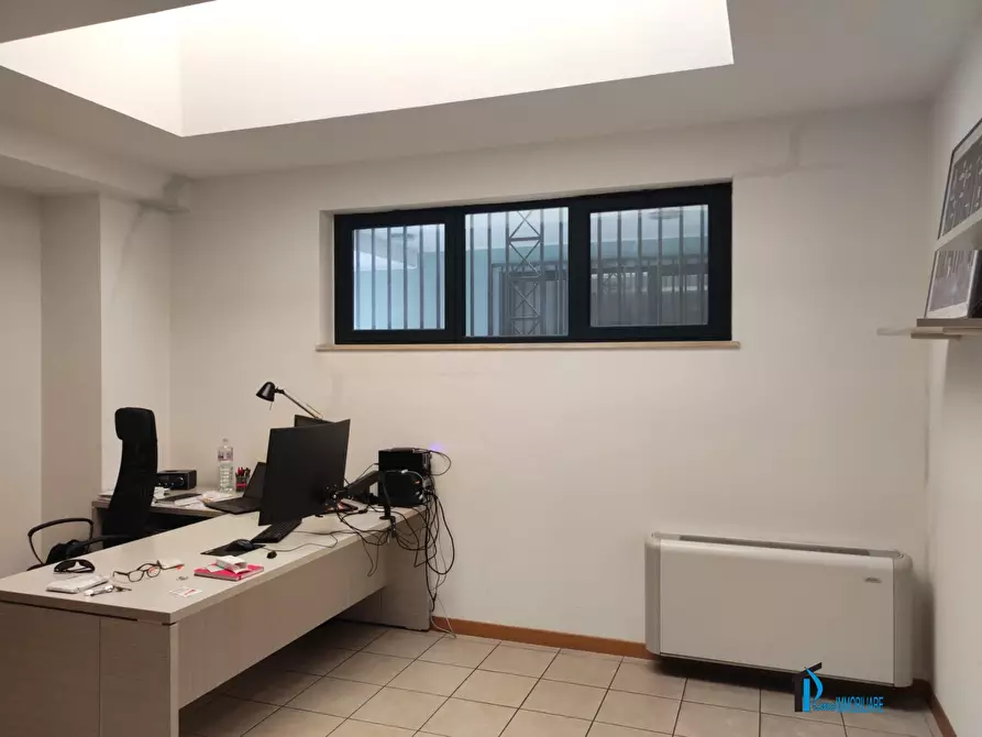 Immagine 7 di Ufficio in affitto  a Terni