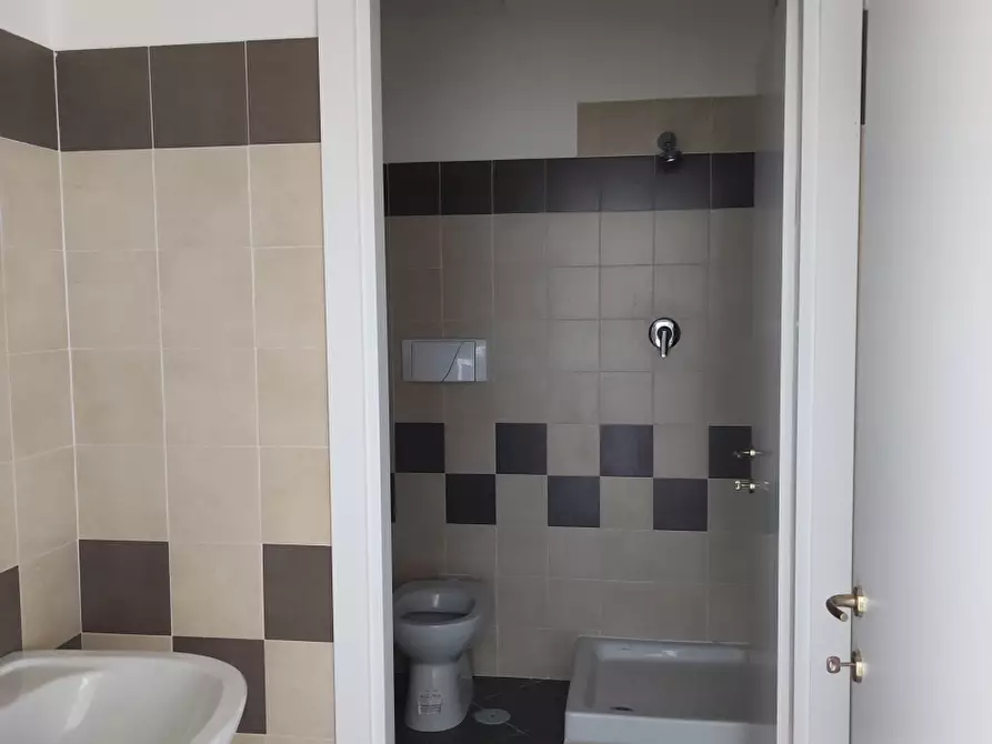 Immagine 7 di Ufficio in affitto  a Terni