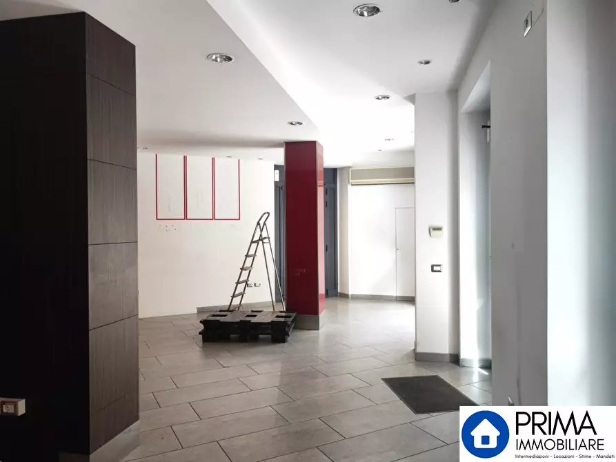 Immagine 8 di Ufficio in affitto  a Terni