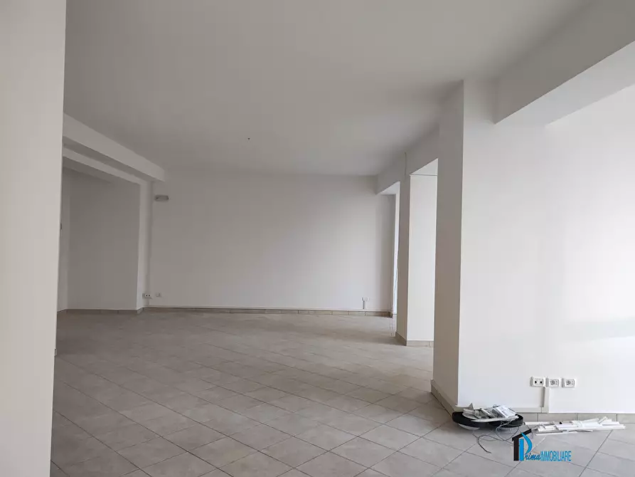 Immagine 6 di Ufficio in affitto  a Terni