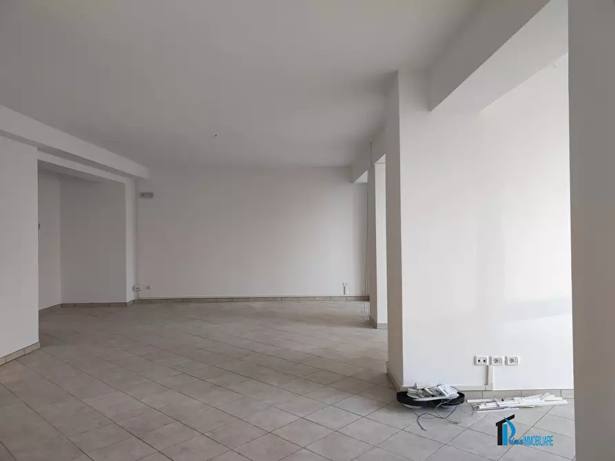 Immagine 5 di Ufficio in affitto  a Terni
