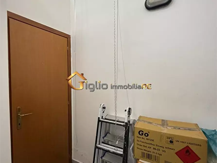 Immagine 8 di Ufficio in affitto  21 a Casoria