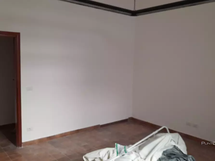 Immagine 8 di Ufficio in affitto  85 a Brindisi