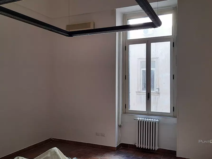 Immagine 9 di Ufficio in affitto  85 a Brindisi