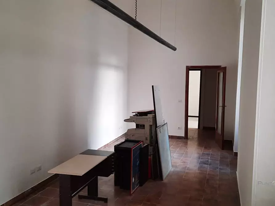 Immagine 3 di Ufficio in affitto  85 a Brindisi