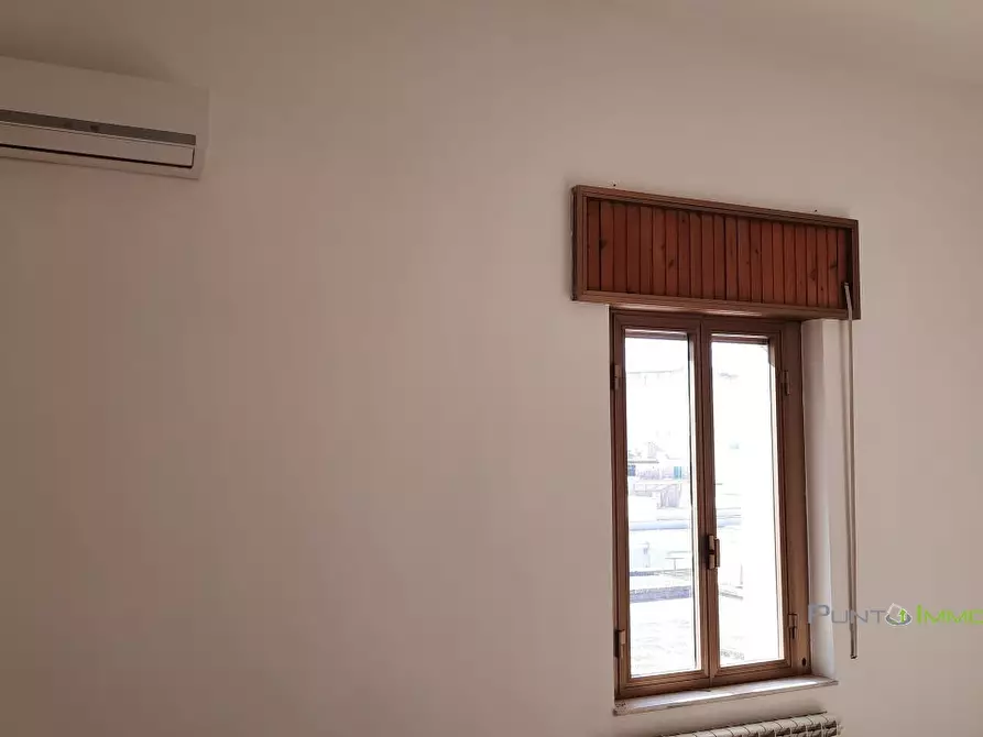 Immagine 3 di Ufficio in affitto  5 a Brindisi