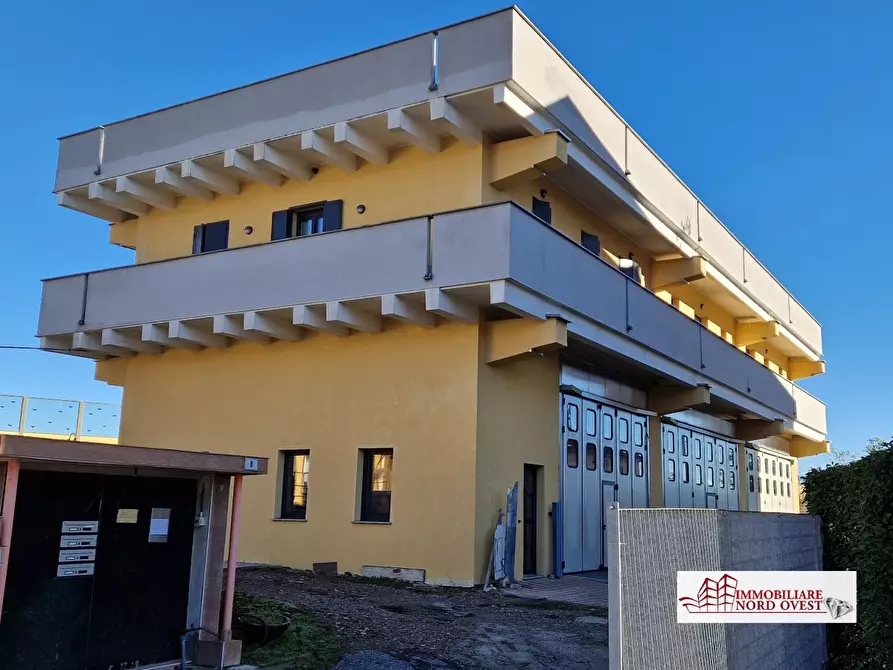 Immagine 2 di Ufficio in affitto  snc a Cornaredo