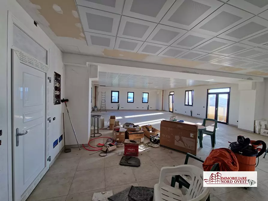 Immagine 10 di Ufficio in affitto  snc a Cornaredo