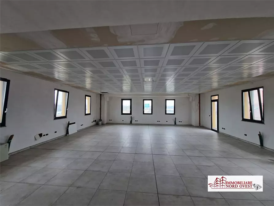 Immagine 5 di Ufficio in affitto  snc a Cornaredo