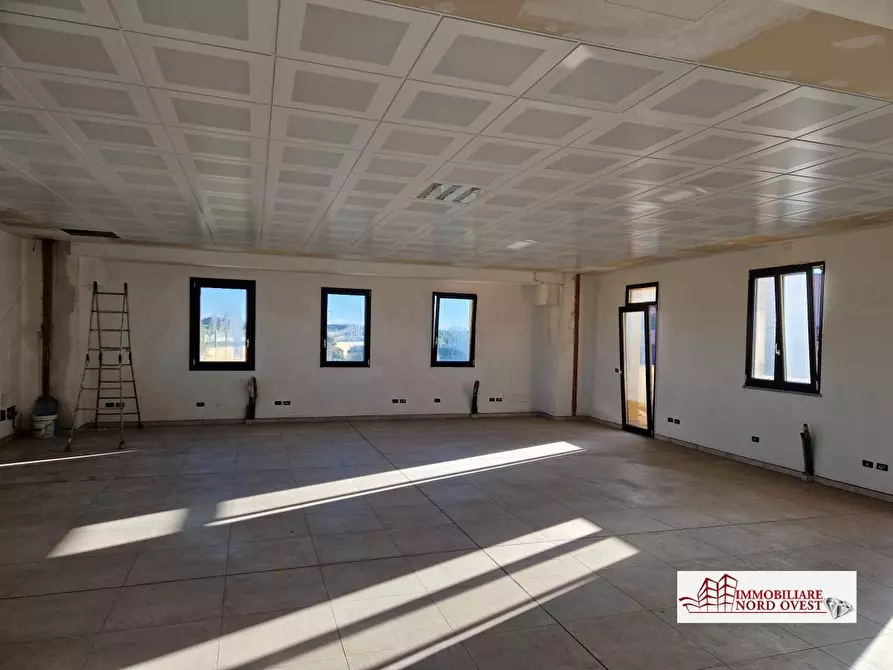 Immagine 9 di Ufficio in affitto  snc a Cornaredo