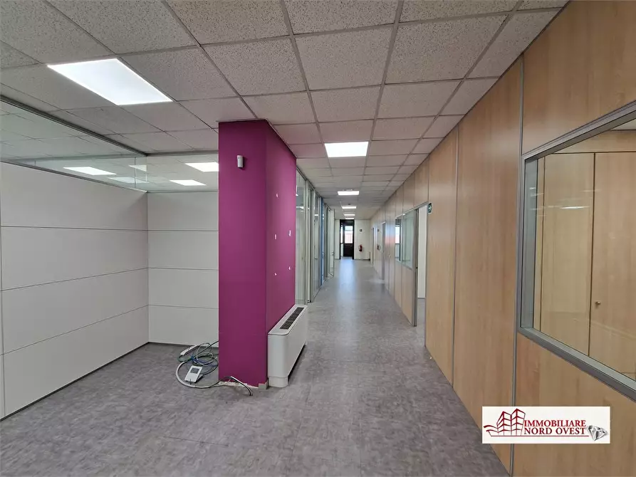 Immagine 1 di Ufficio in affitto  snc a Milano
