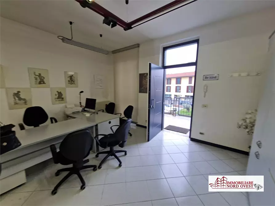 Immagine 9 di Ufficio in affitto  33 a Settimo Milanese