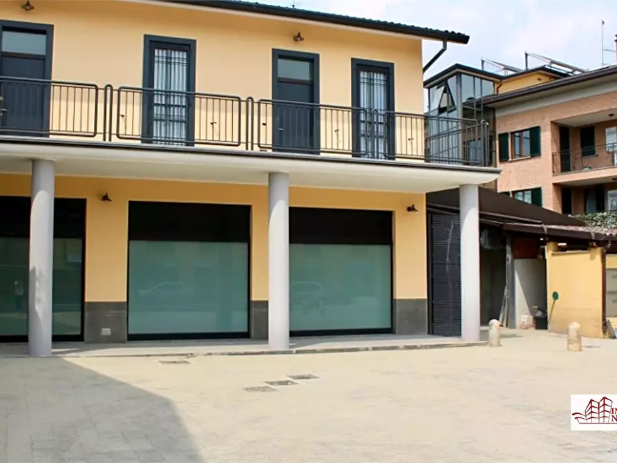 Immagine 6 di Ufficio in affitto  33 a Settimo Milanese