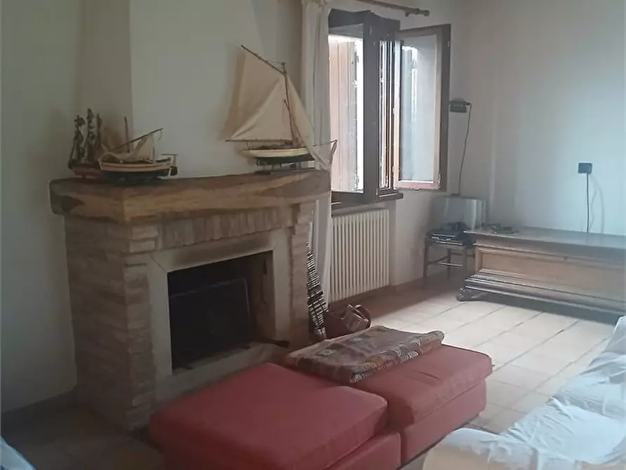Immagine 5 di Villa in affitto  a Parma