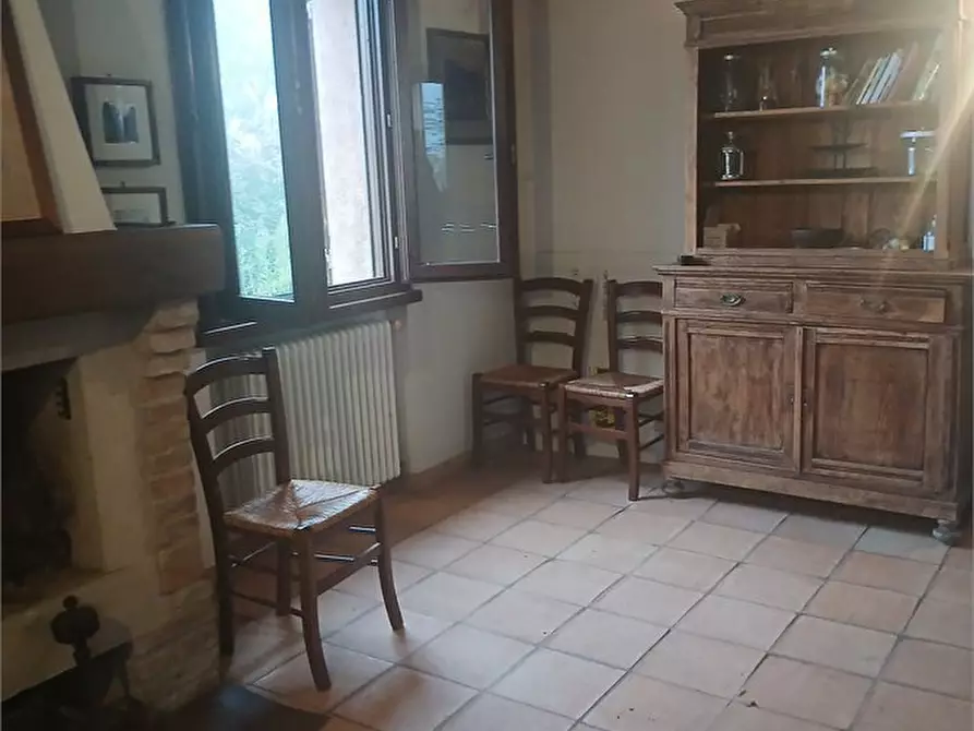 Immagine 1 di Villa in affitto  a Parma