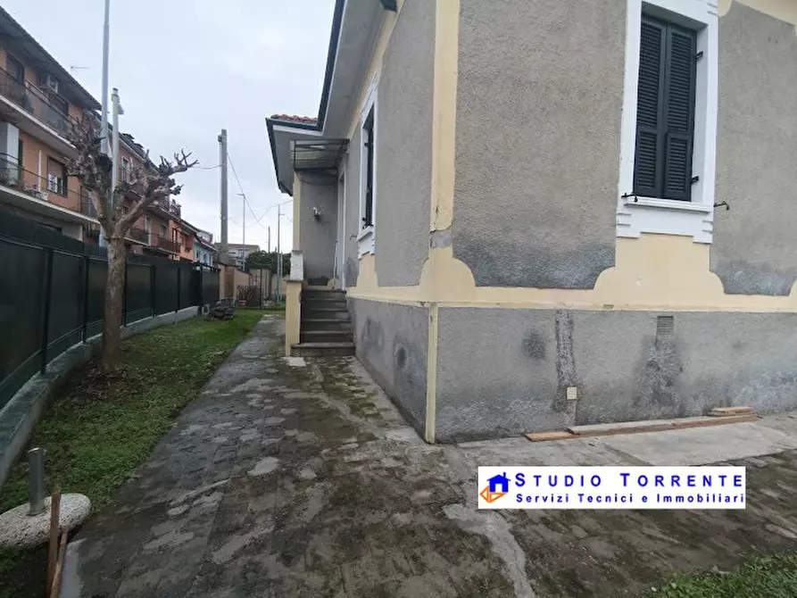 Immagine 4 di Villa in affitto  176 a Cormano