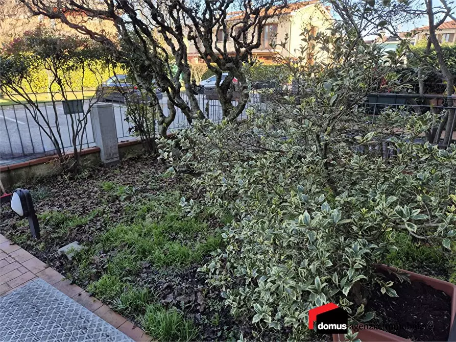 Immagine 1 di Villetta a schiera in affitto  a Dueville